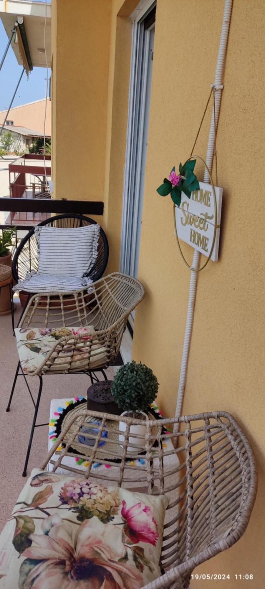 Blue Bay View - In Corfu Town Apartment *